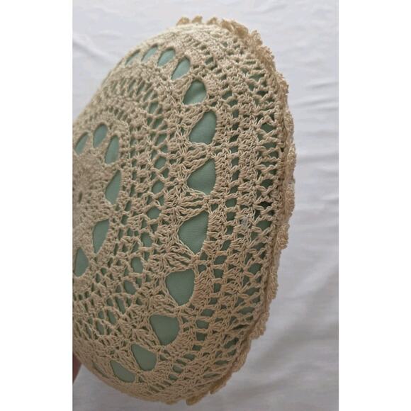 Vintage Handmade Crochet Lace Doily Pillow Decorative Accent Round Throw Cushion - Picture 4 of 7